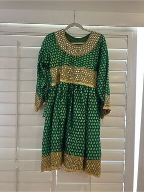 Source Unknown Green and Gold Embellished Wedding Dress
